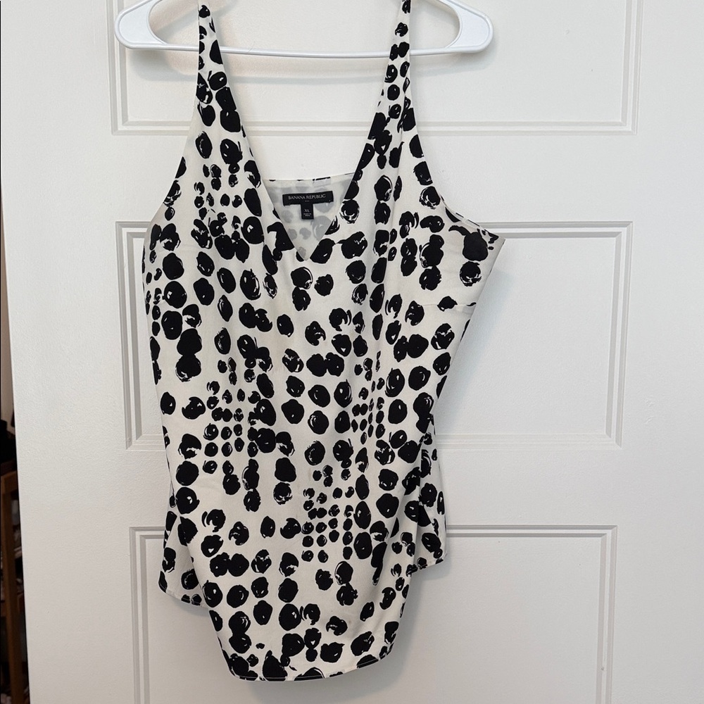 Banana Republic Factory Monochrome Patterned Camisole